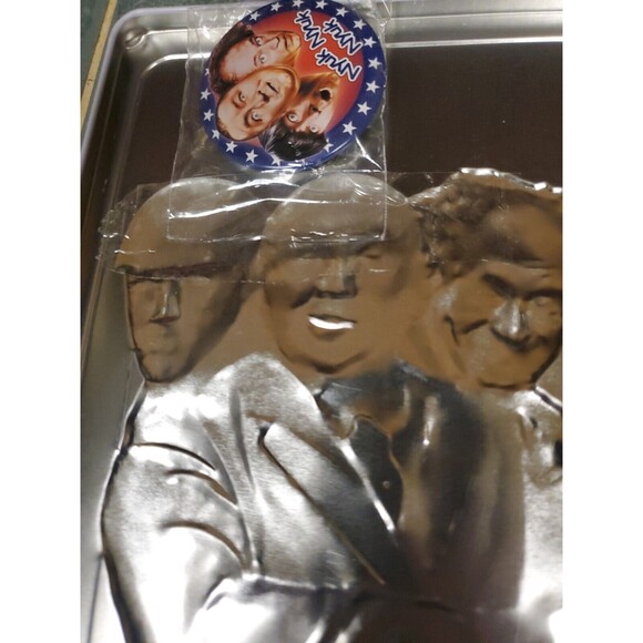 The Three Stooges Collectors Edition (DVD, 2009, 4-Disc Set) Tin W Collector Pin - Picture 2 of 8